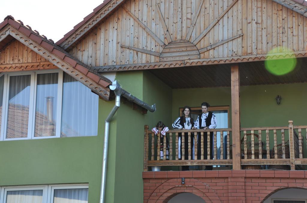 Pensiune Muzeu Traditional Poveste In Transilvania Sighisoara Exterior photo